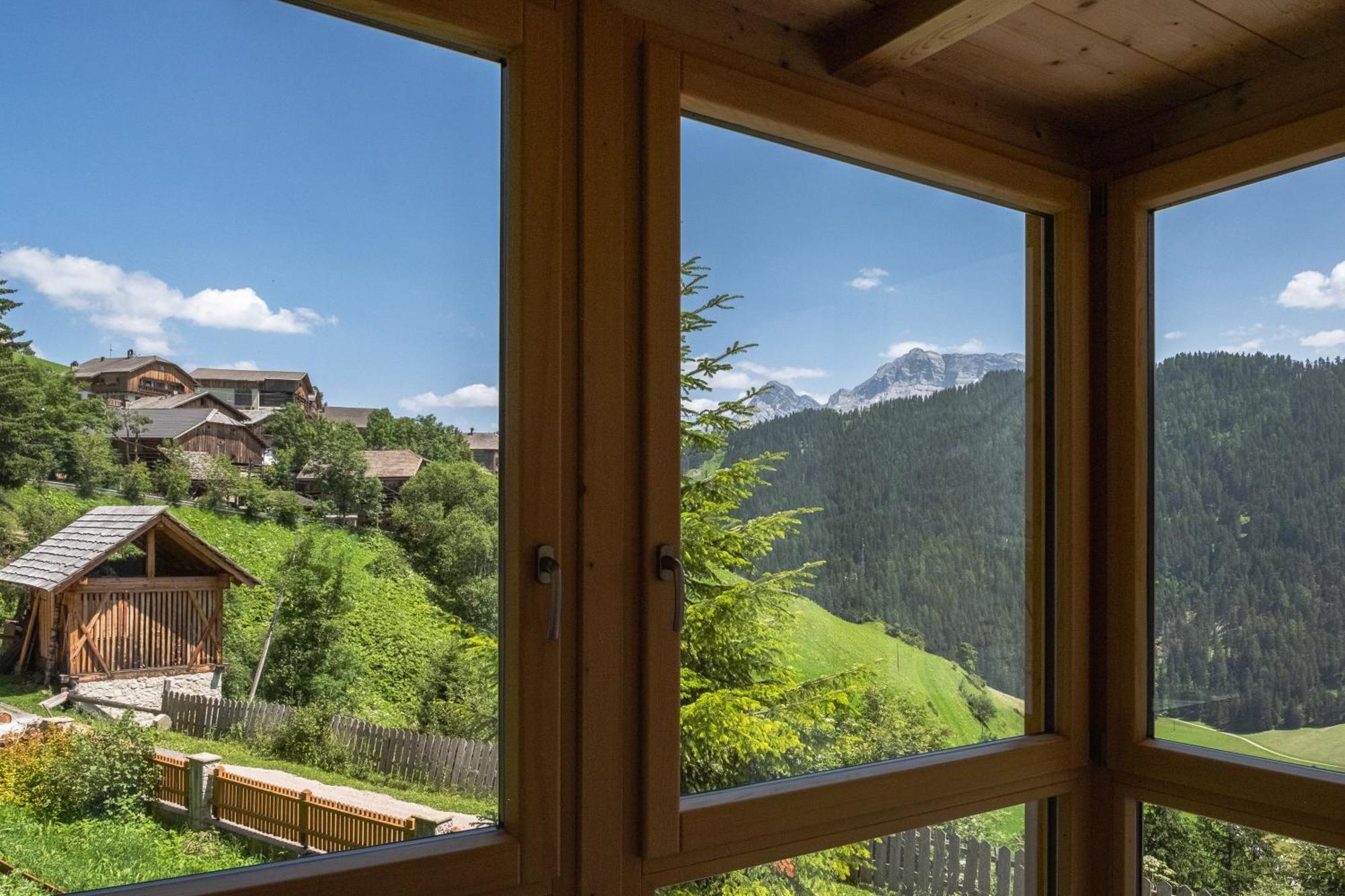 Ciasa Iachin - Dolomites Dream Retreat Apartman San Martino in Badia Kültér fotó