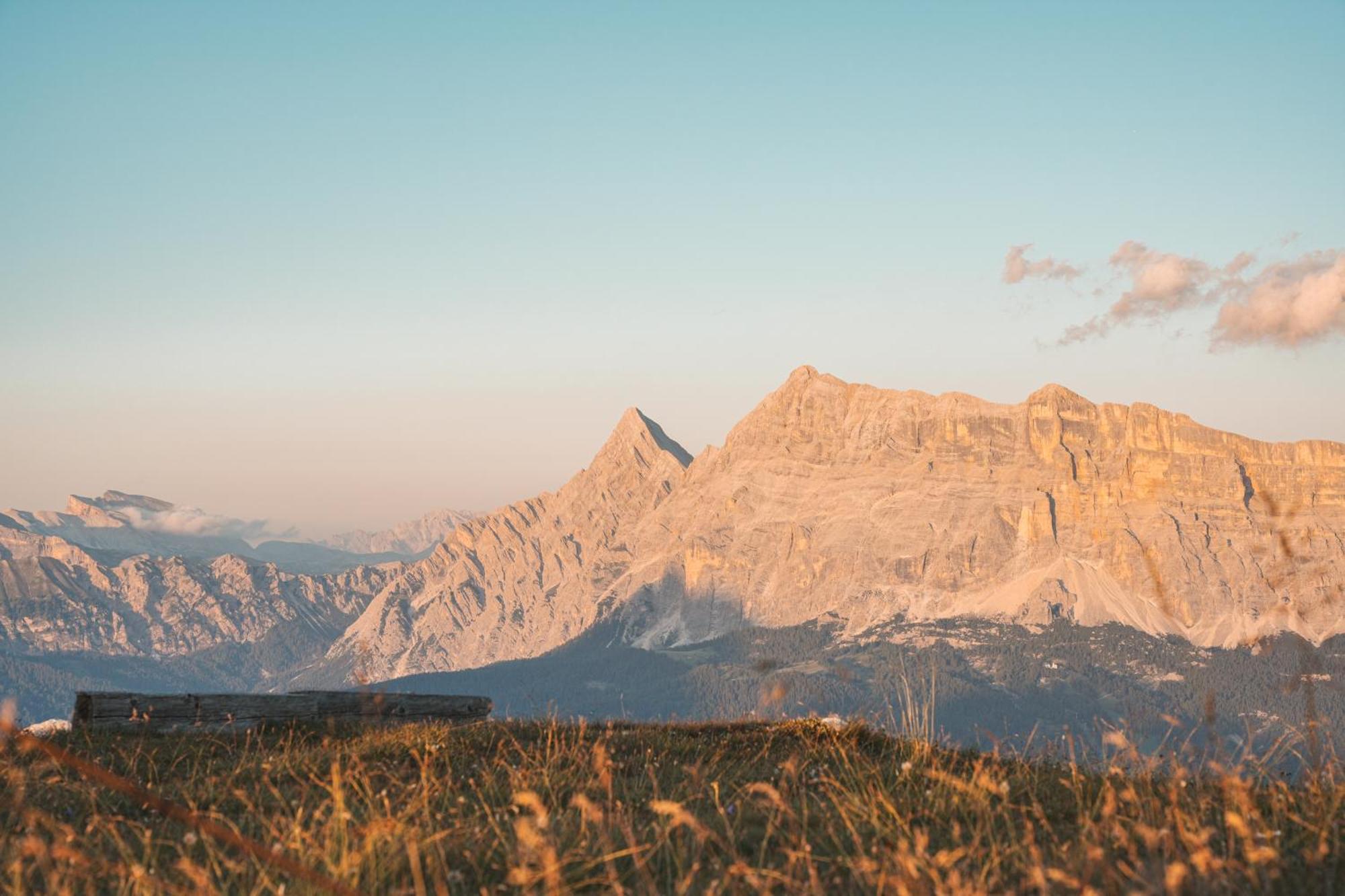 Ciasa Iachin - Dolomites Dream Retreat Apartman San Martino in Badia Kültér fotó