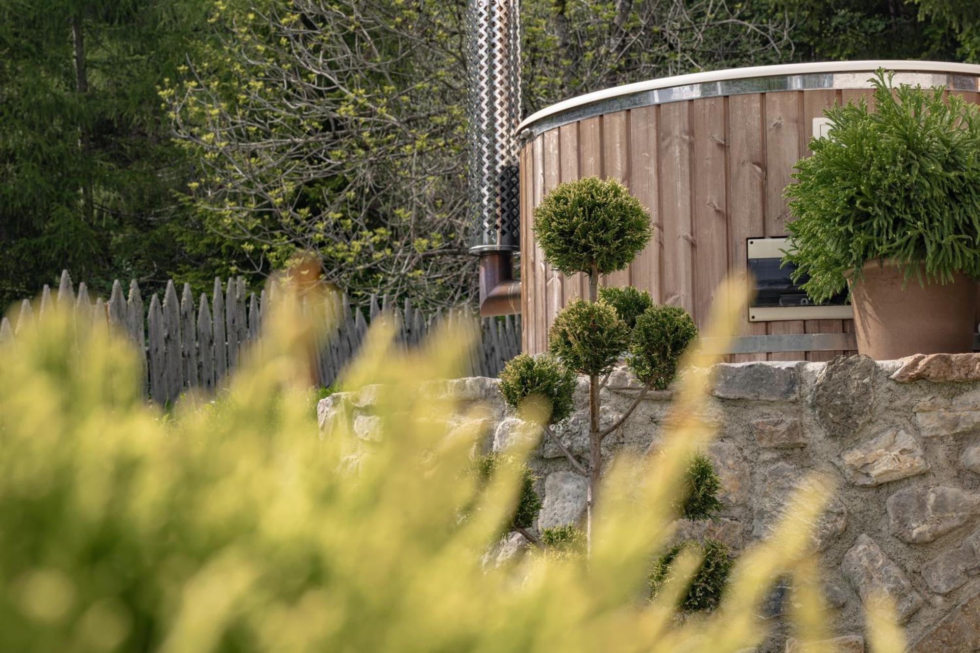 Ciasa Iachin - Dolomites Dream Retreat Apartman San Martino in Badia Kültér fotó